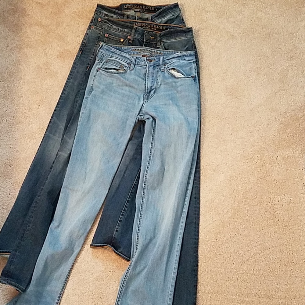 Lot of 3 American Eagle jeans 28 x 34